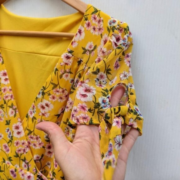 DRESS | Francesca's | Size - Picture 4 of 7